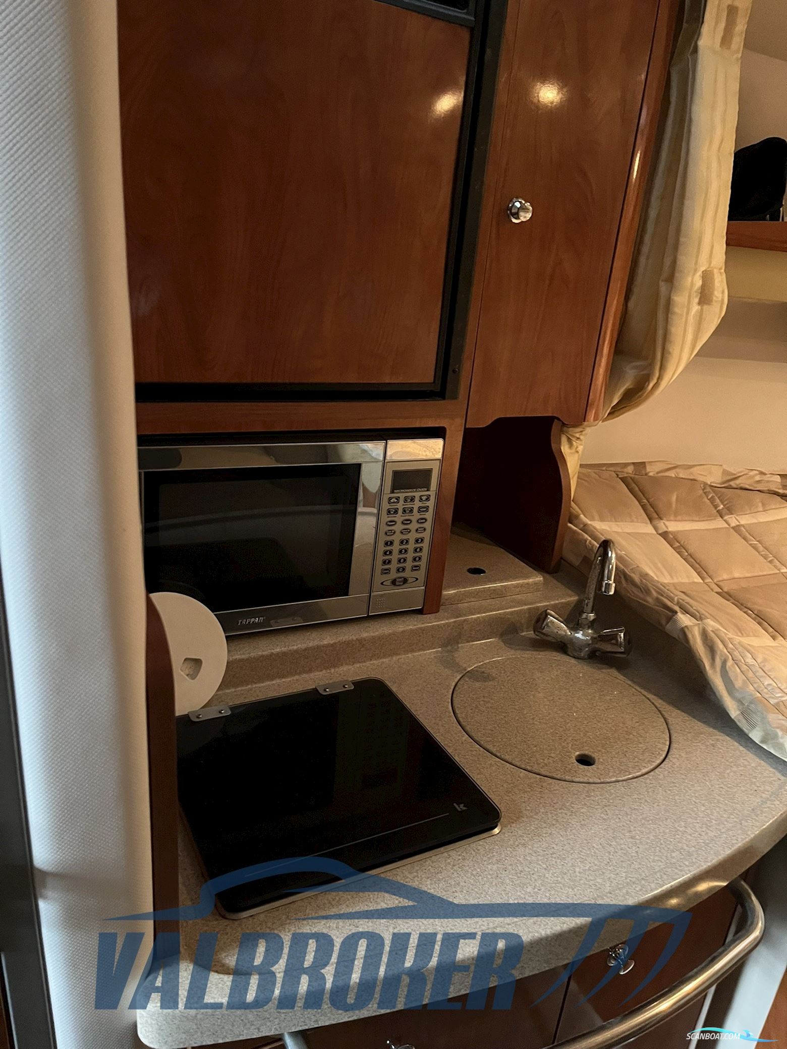 Four Winns Vista 288