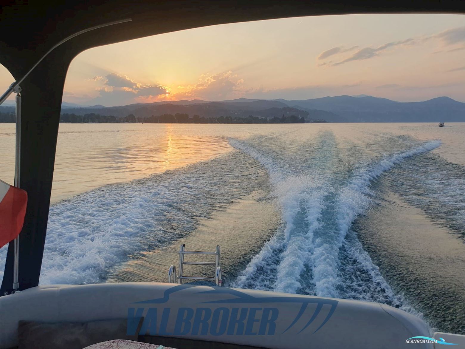 Four Winns Vista 328