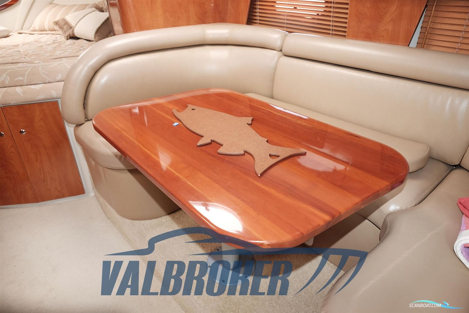 Four Winns Vista 328