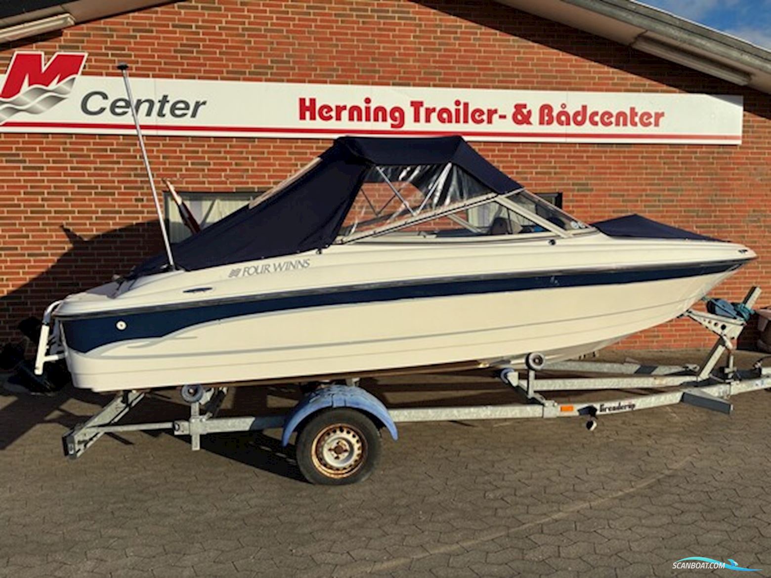 Fourwinns 180 m/Mercruiser 3,0L Motorboot 2004, mit Mercruiser motor, Dänemark