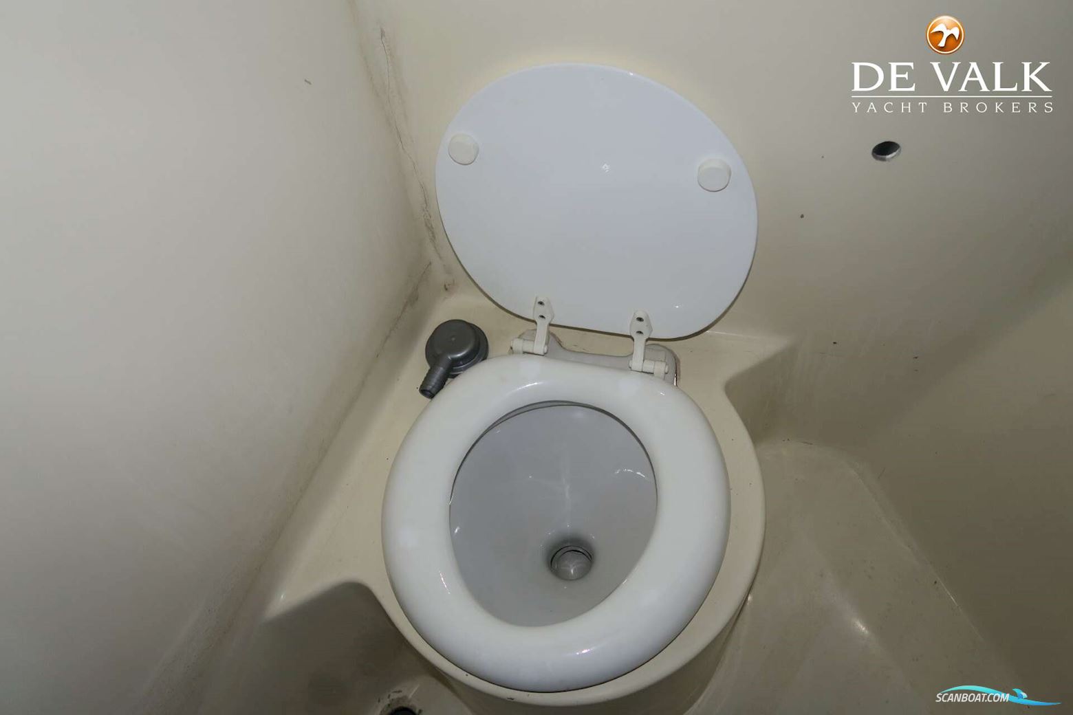 France Offshore Marine 50 Force 10