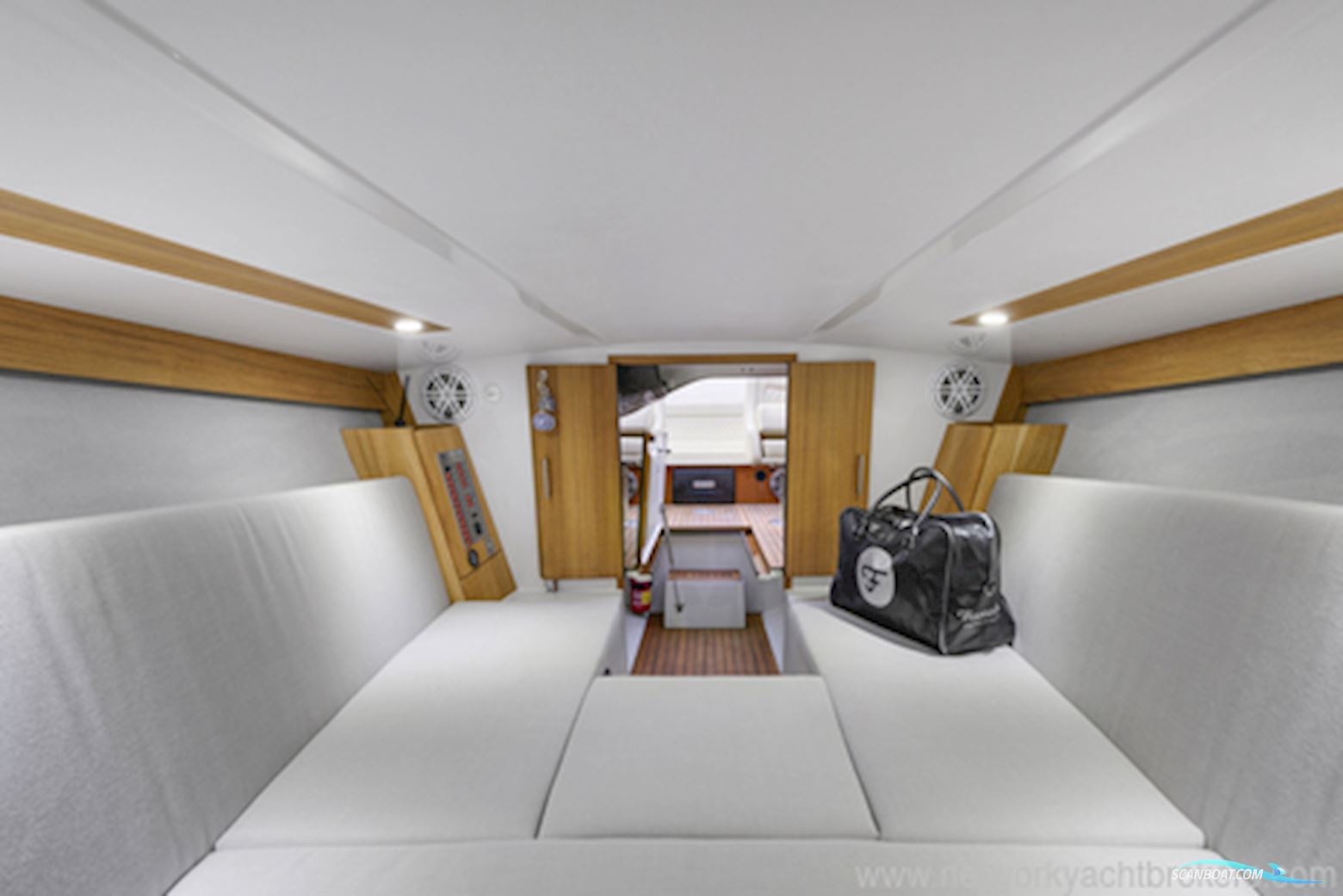 Frauscher 858  Fantom