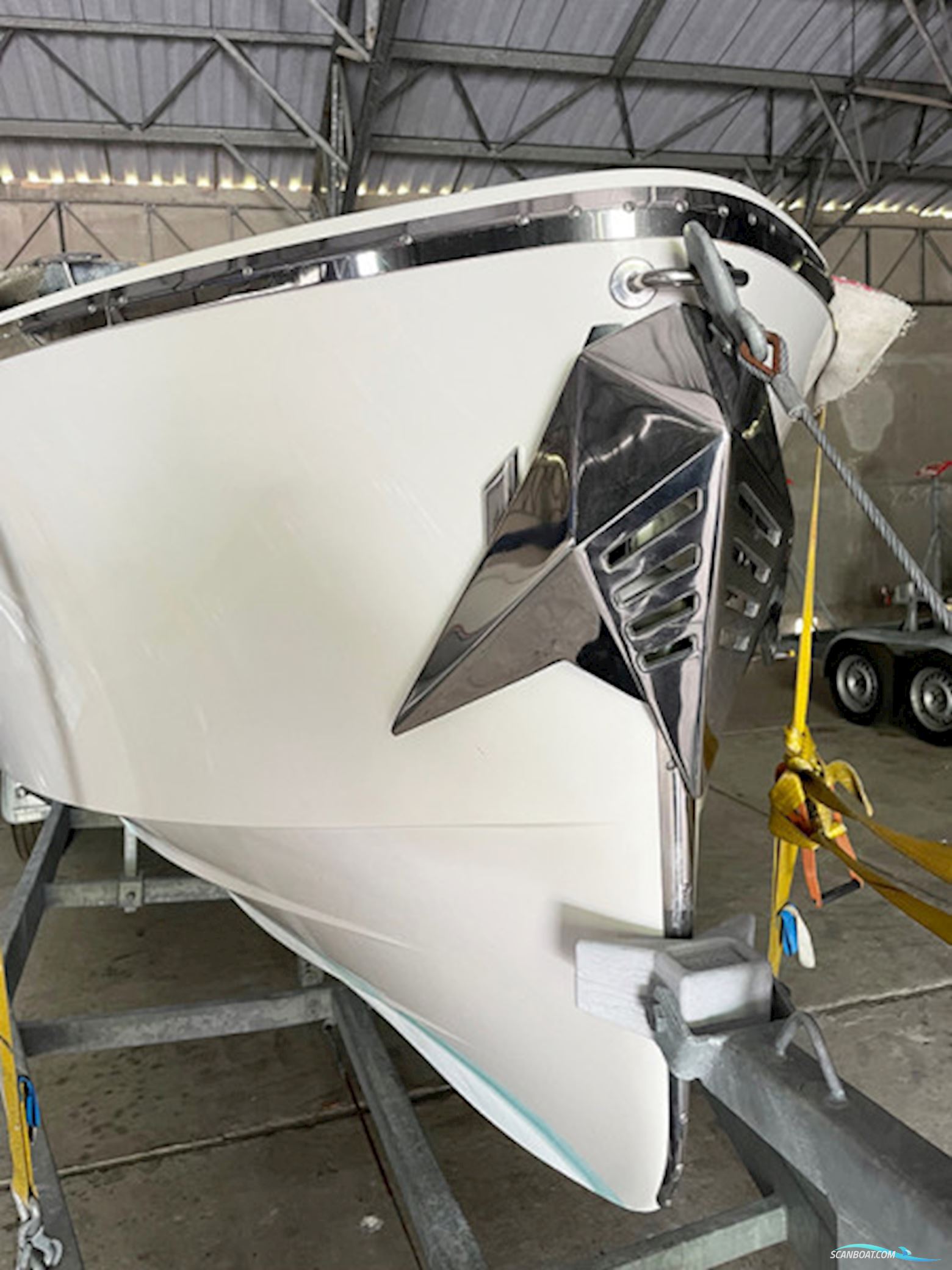 Frauscher Fantom 858