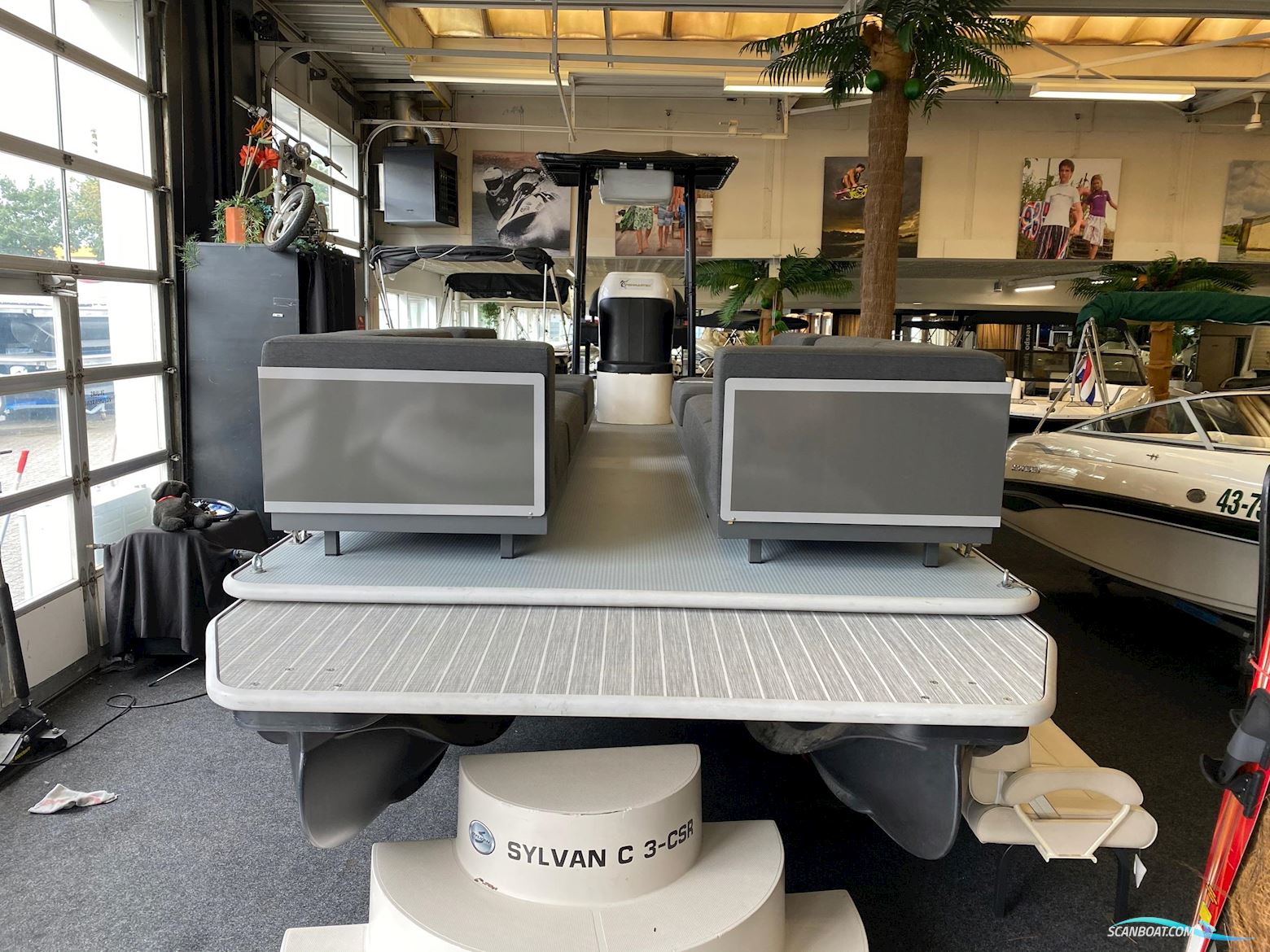 Funcruiser Pontoon 850 - Nieuw