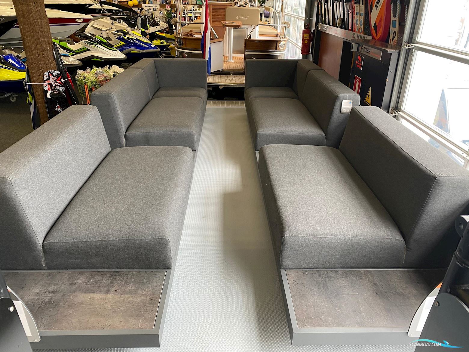 Funcruiser Pontoon 850 - NIEUW