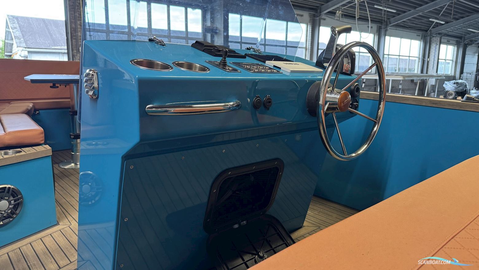 Futuro ZX-20L Tender