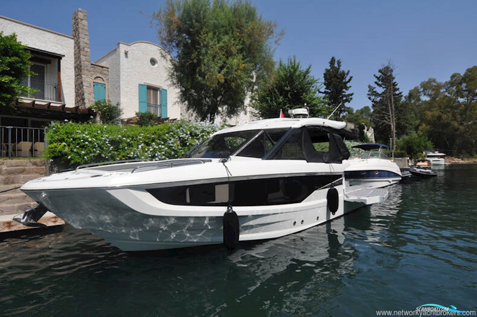 Galeon 325 Gto