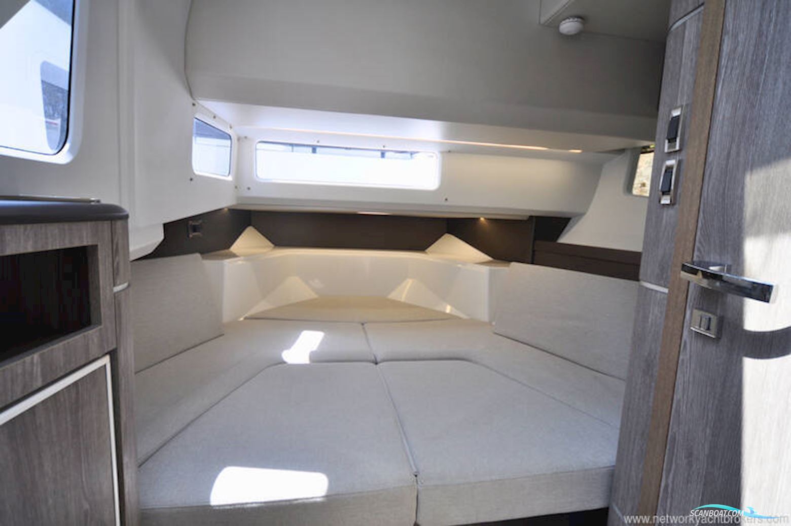 Galeon 325 Gto