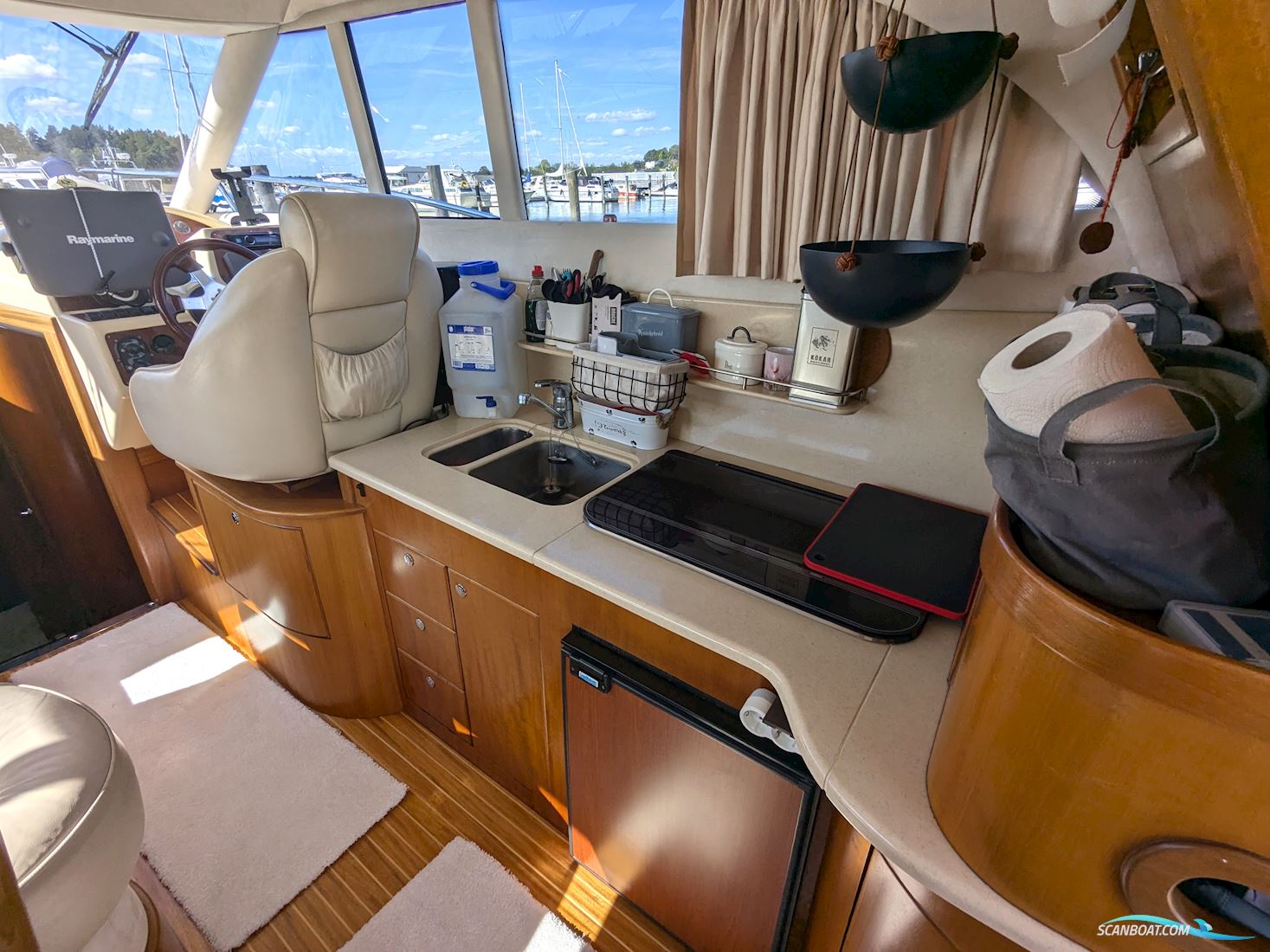 Galeon 330 Fly