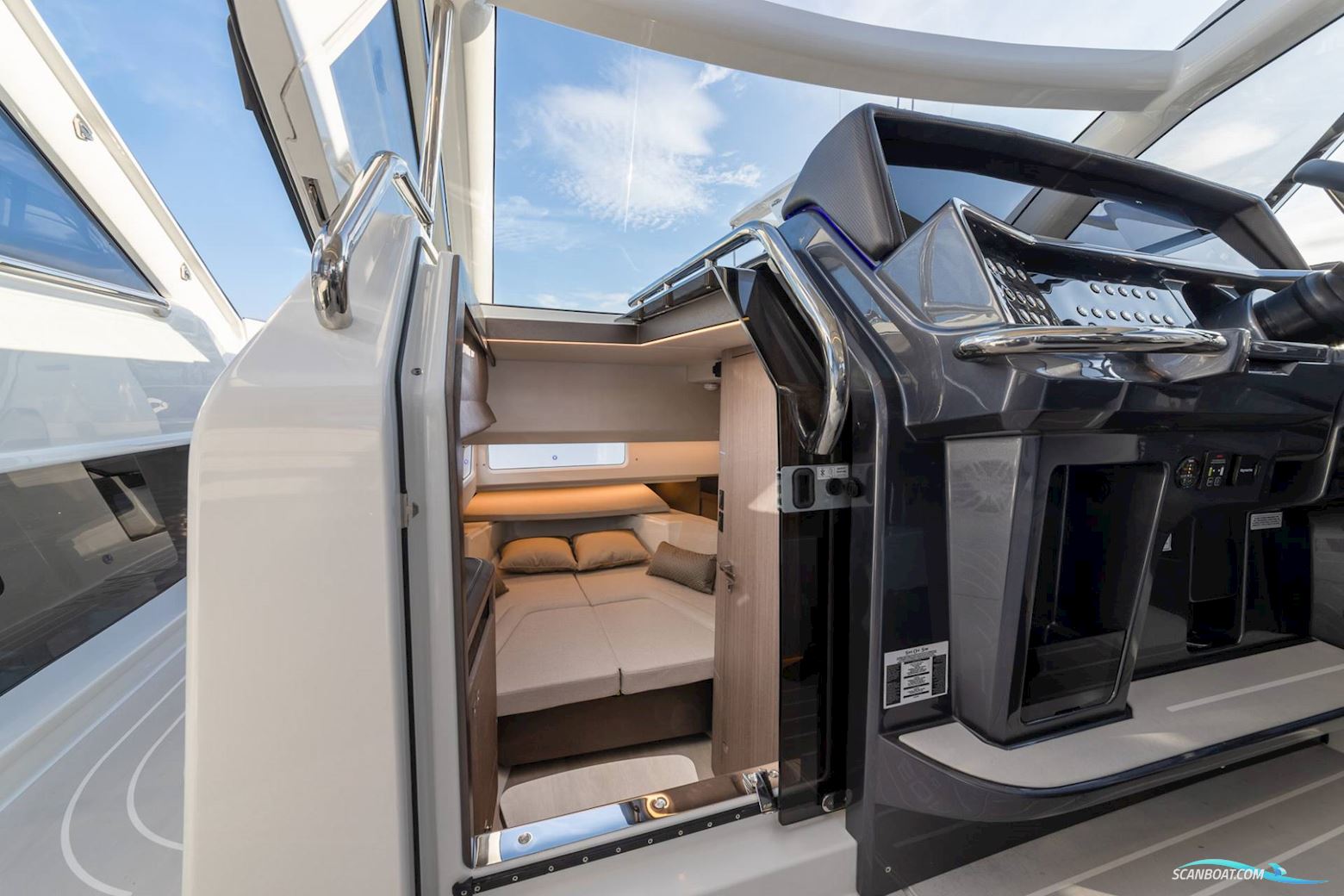 Galeon 335 Gto