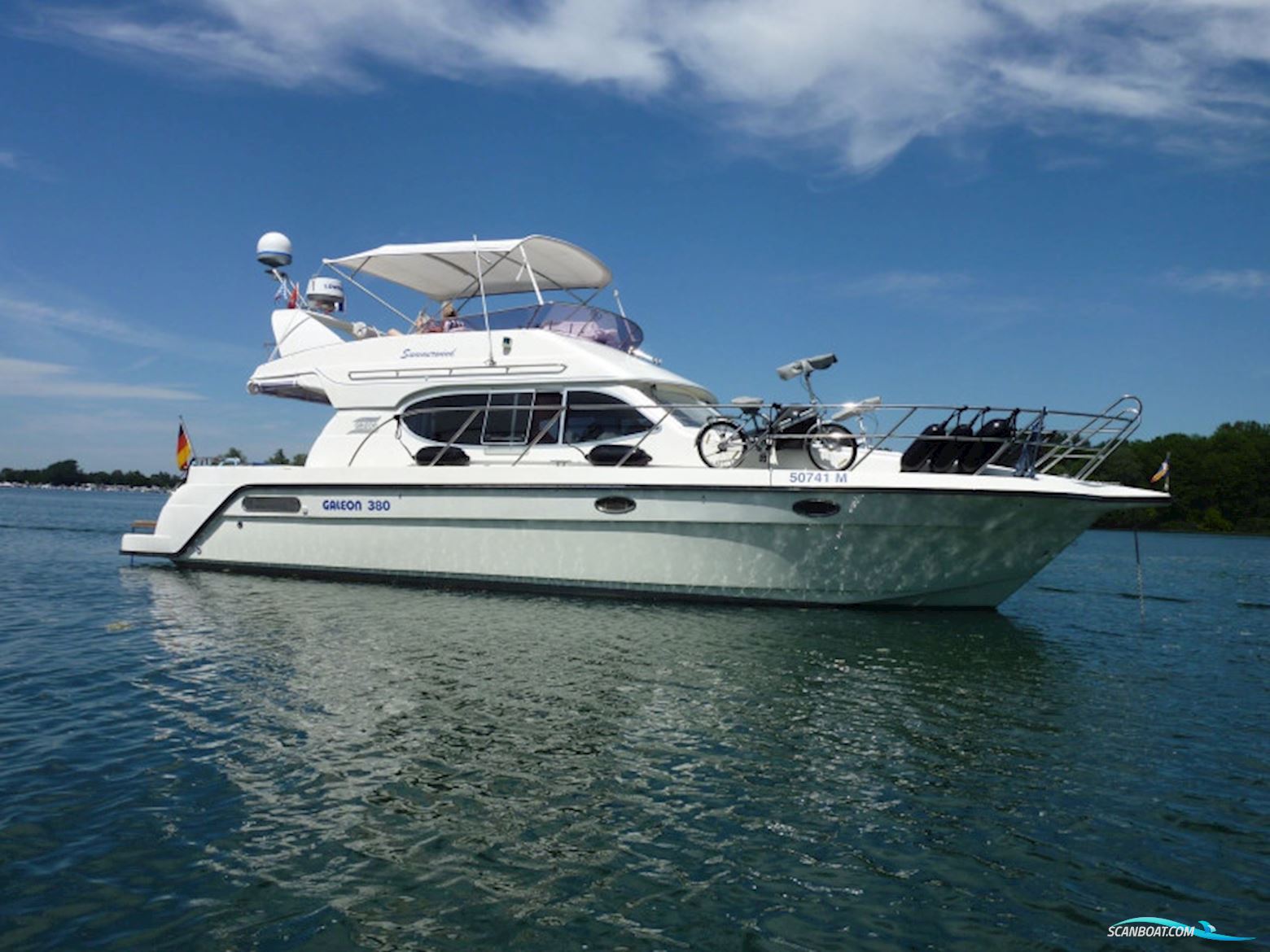 Galeon 380 Fly Motorboot 2001, mit Volvo Penta Kad 44 Edc motor, Deutschland