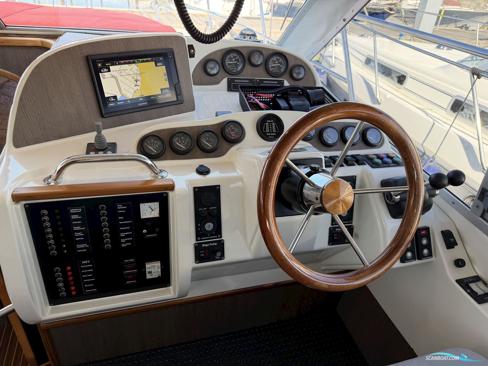 Galeon 380