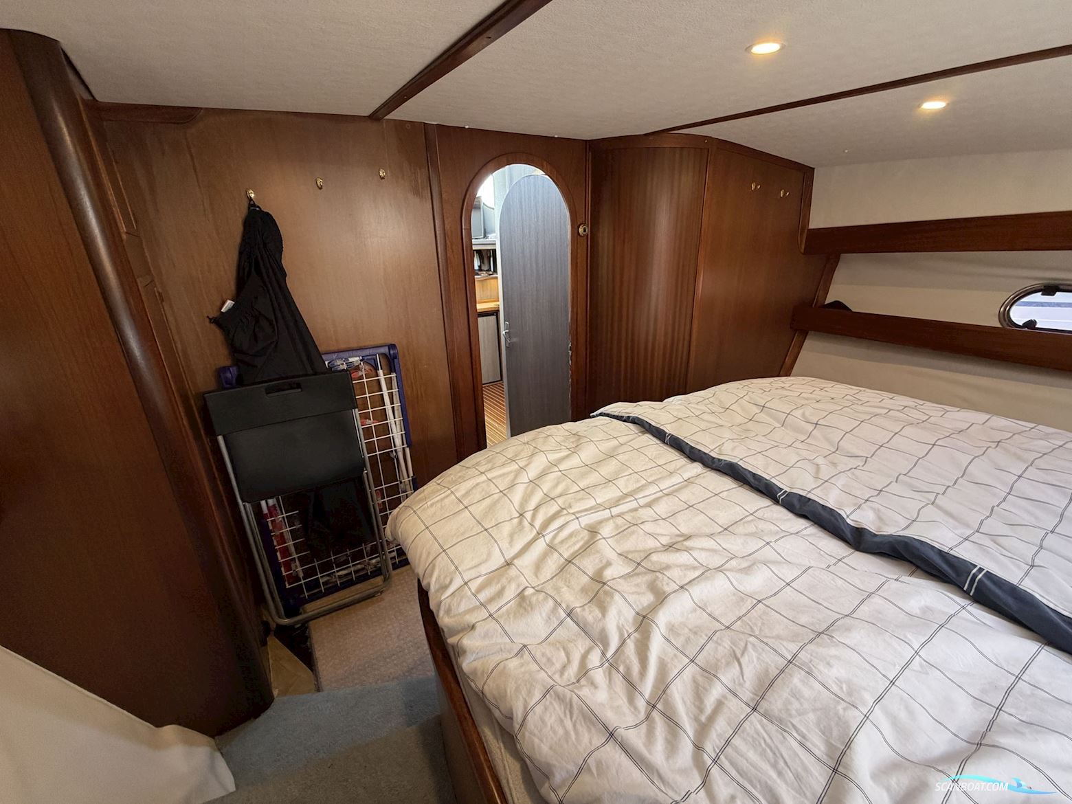 Galeon 380