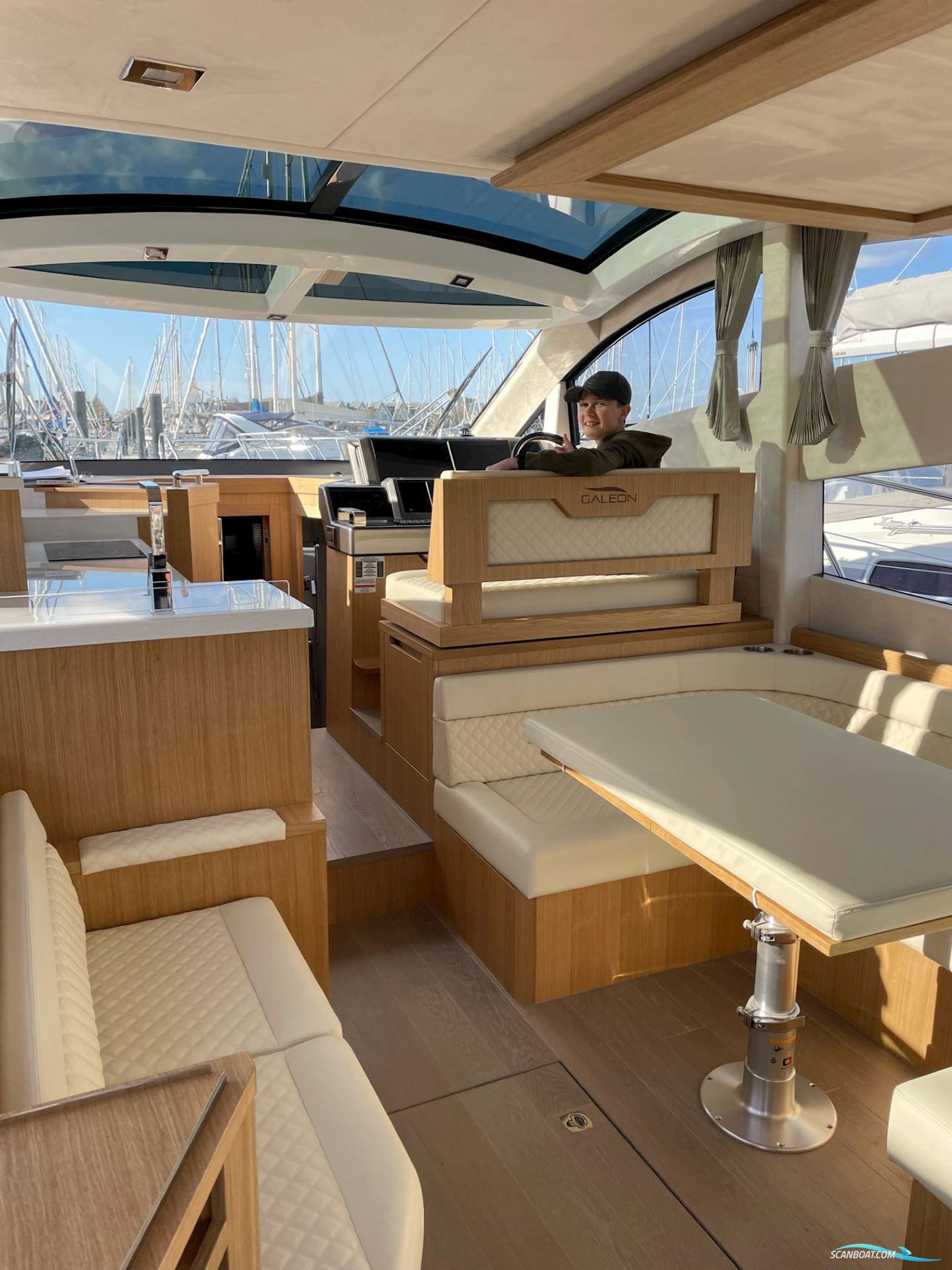 Galeon 430 SKY - 2XD4-300/Udstyr - 2023