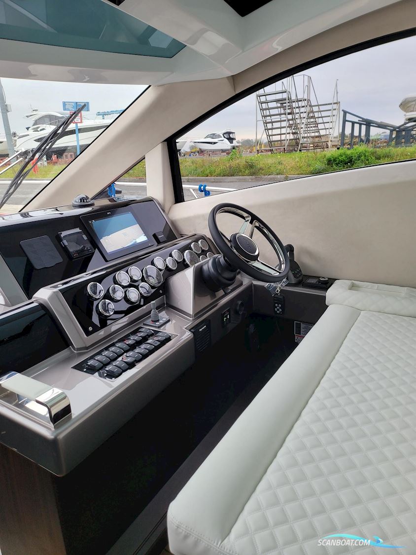 Galeon 430 SKY Motorboot 2021, mit Volvo Penta 380 DPI motor, Griechenland