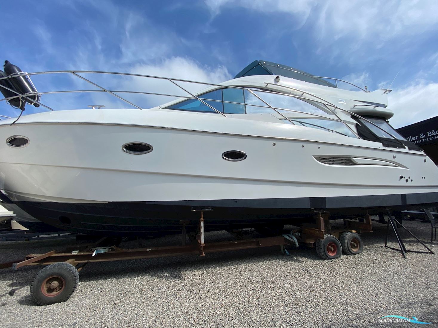 Galeon 440 Fly Motorboot 2007, mit Volvo Penta D9 motor, Dänemark