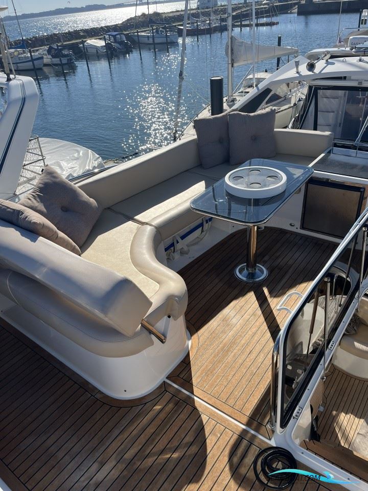 Galeon 440 Fly