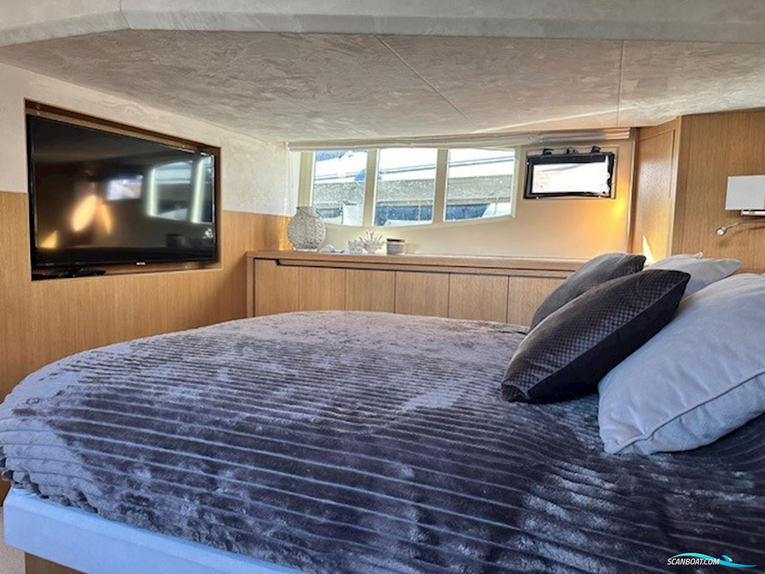 Galeon 445 / 485 HTS