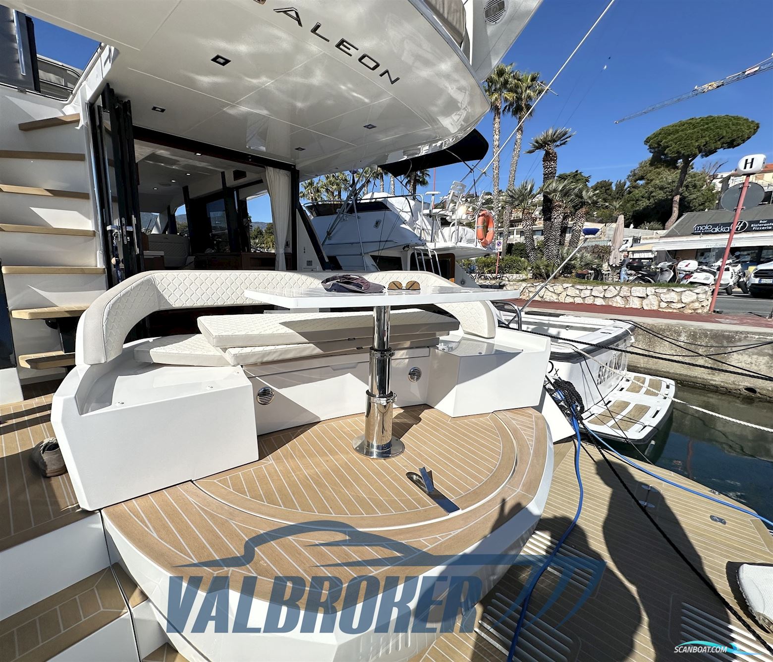 Galeon 460 fly