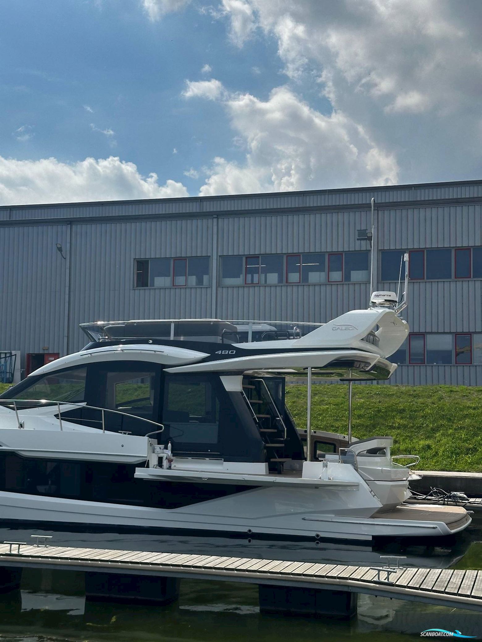 Galeon 480 Fly