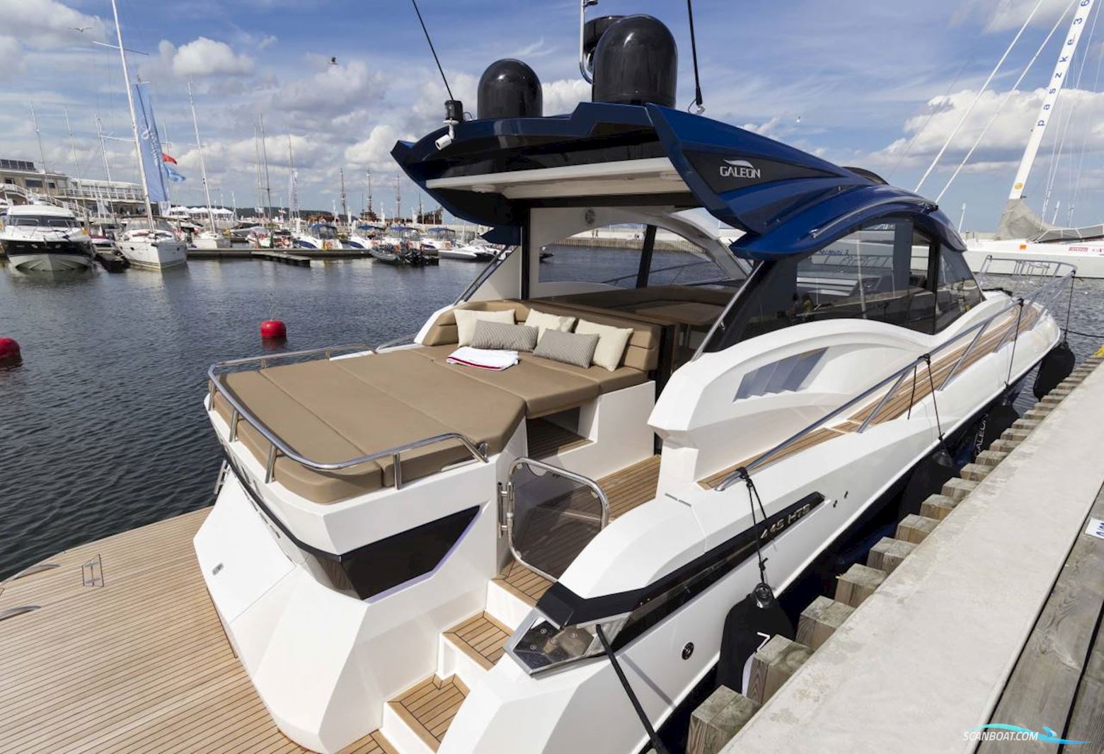Galeon 485 HTS
