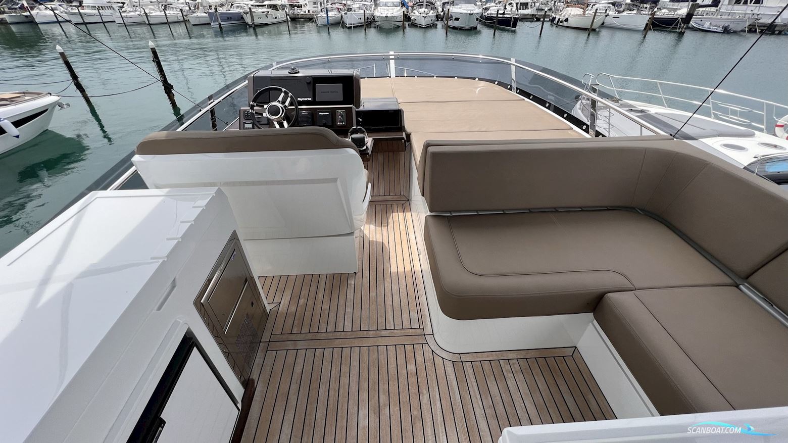 Galeon 550 FLY - BJ. 2021