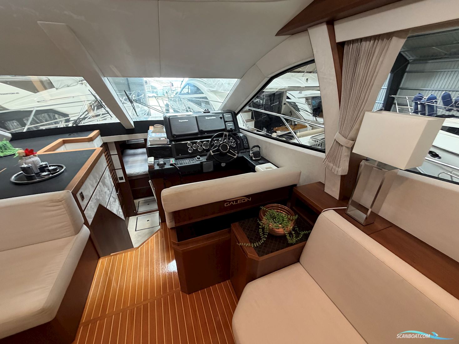Galeon 550 Fly
