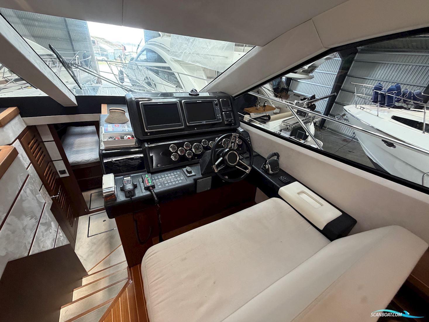 Galeon 550 Fly