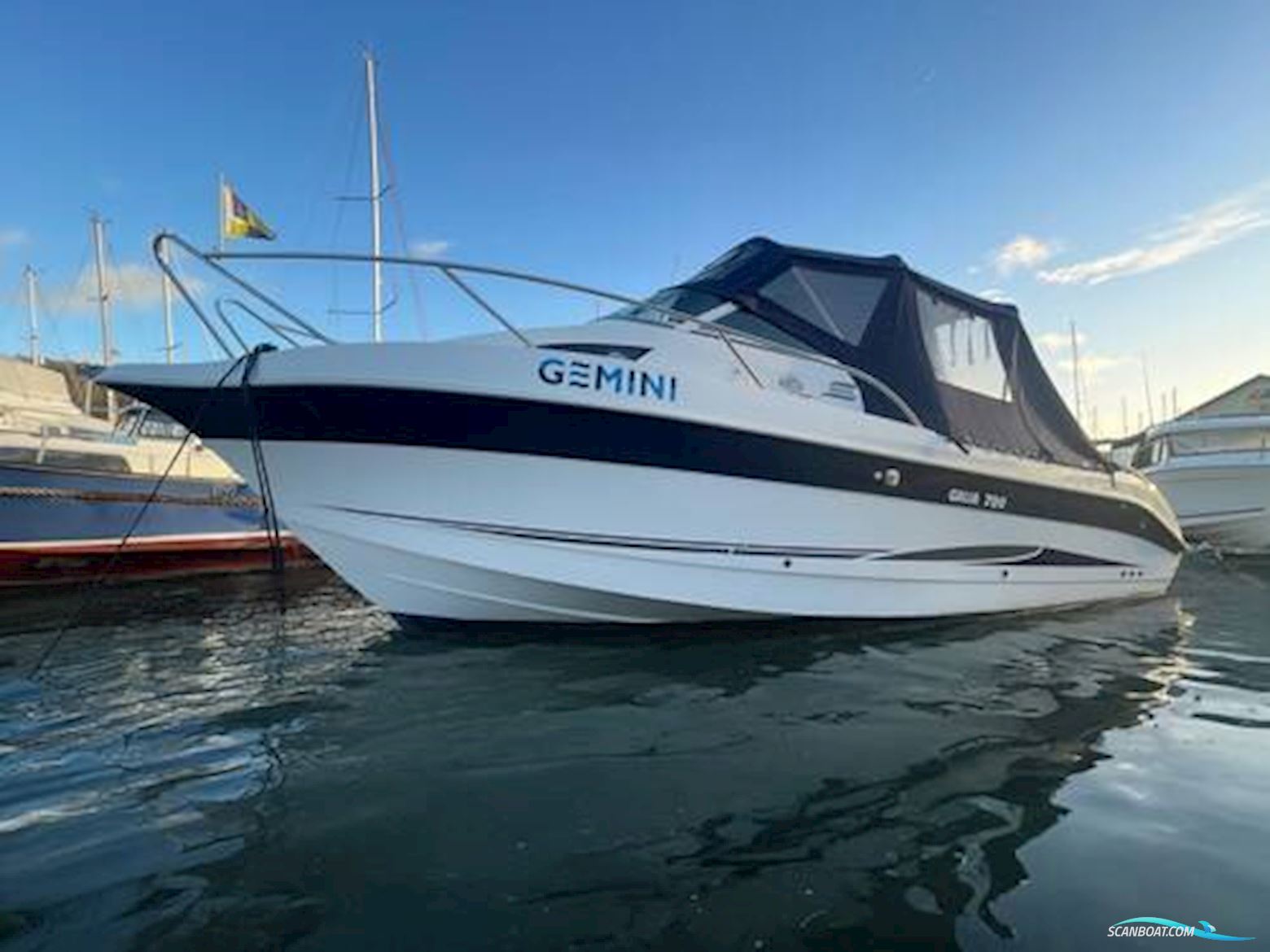 Galeon Galia 700 Walk-Around Sport Fisher