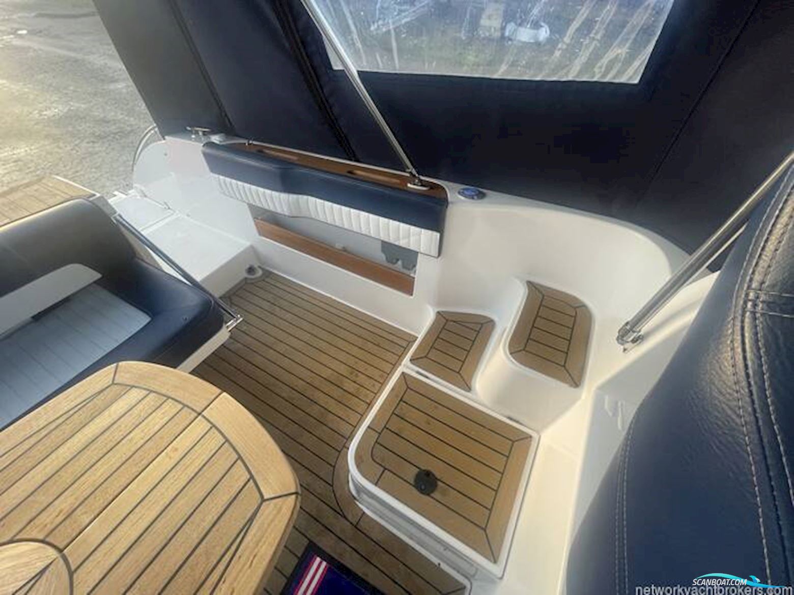 Galeon Galia 700 Walk-Around Sport Fisher