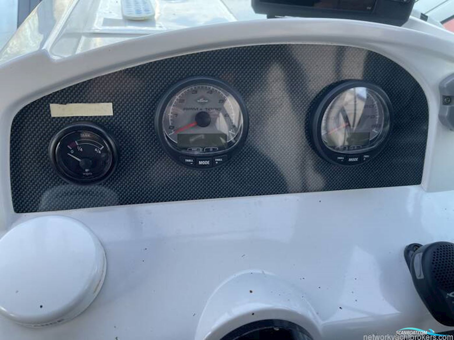 Galeon Galia 700 Walk-Around Sport Fisher
