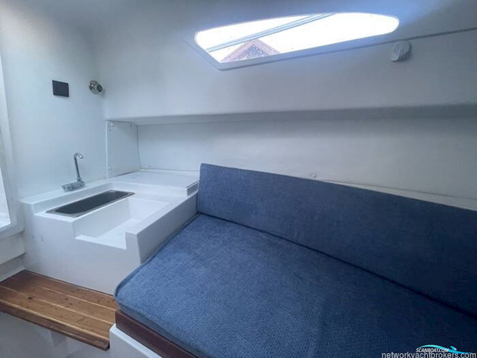 Galeon Galia 700 Walk-Around Sport Fisher