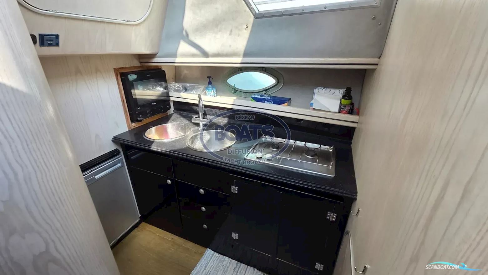 Gibert Marine Jamaica 38