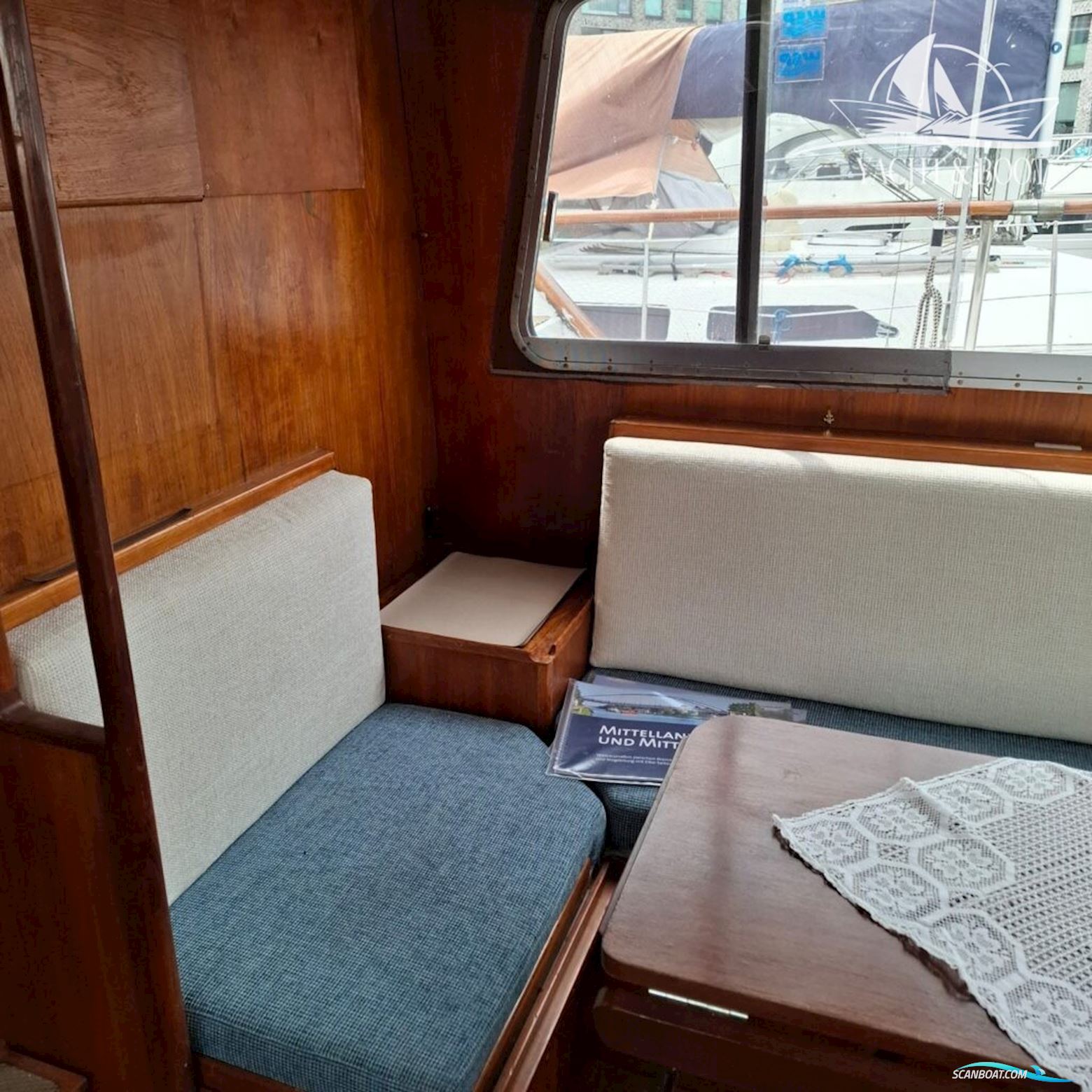 Gladstone Lyall & Co Aquila Queen Trawler 35