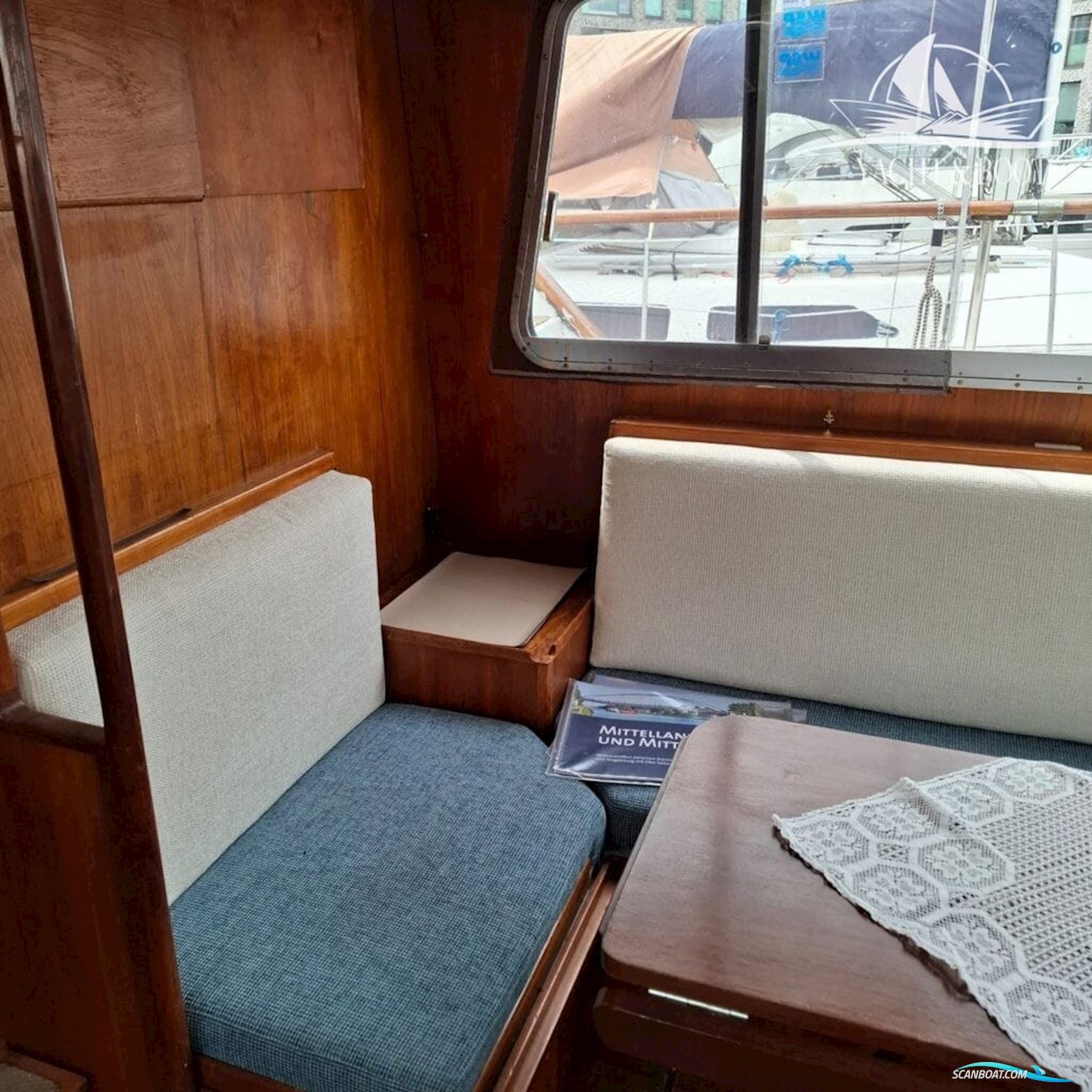 Gladstone Lyall & Co Gladstone Lyall & Co Aquila Queen Trawler 35