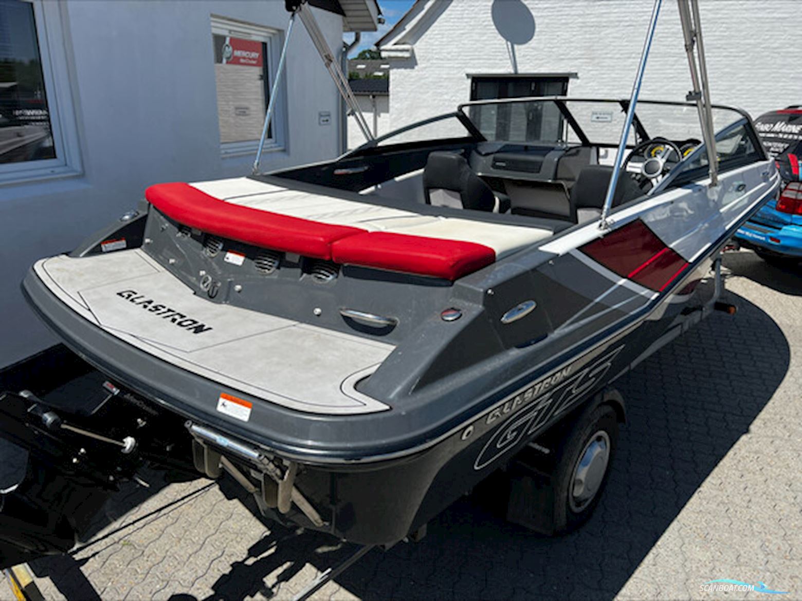 Glastron 185 GTS, MerCruiser 4.5 250 HK V6 årg 2017
