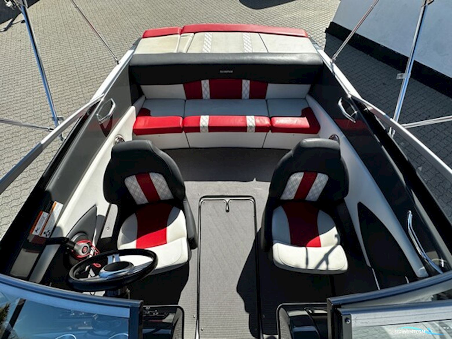 Glastron 185 GTS, MerCruiser 4.5 250 HK V6...
