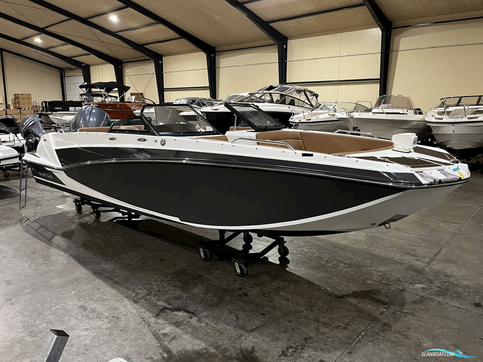 Glastron 220 Gtd - 225 HK Yamaha/Udstyr Motorboot 2022, mit Yamaha F225Betx motor, Dänemark