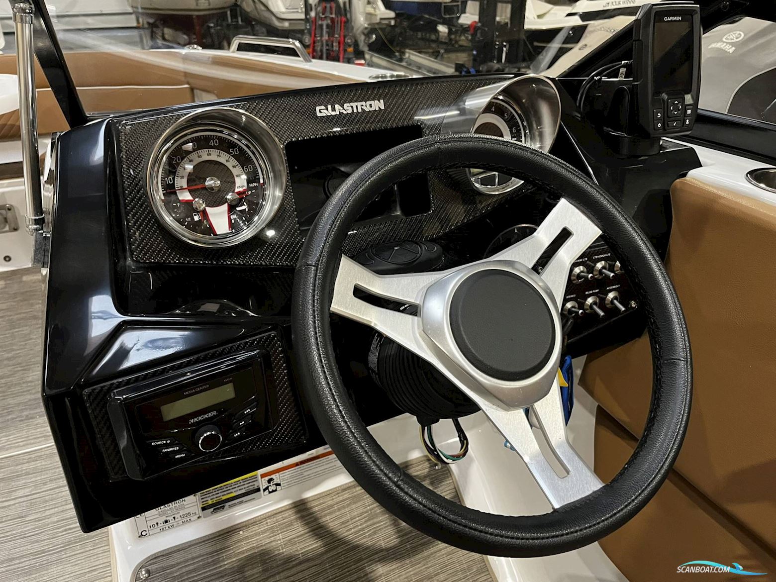 Glastron 220 Gtd - 225 HK Yamaha/Udstyr
