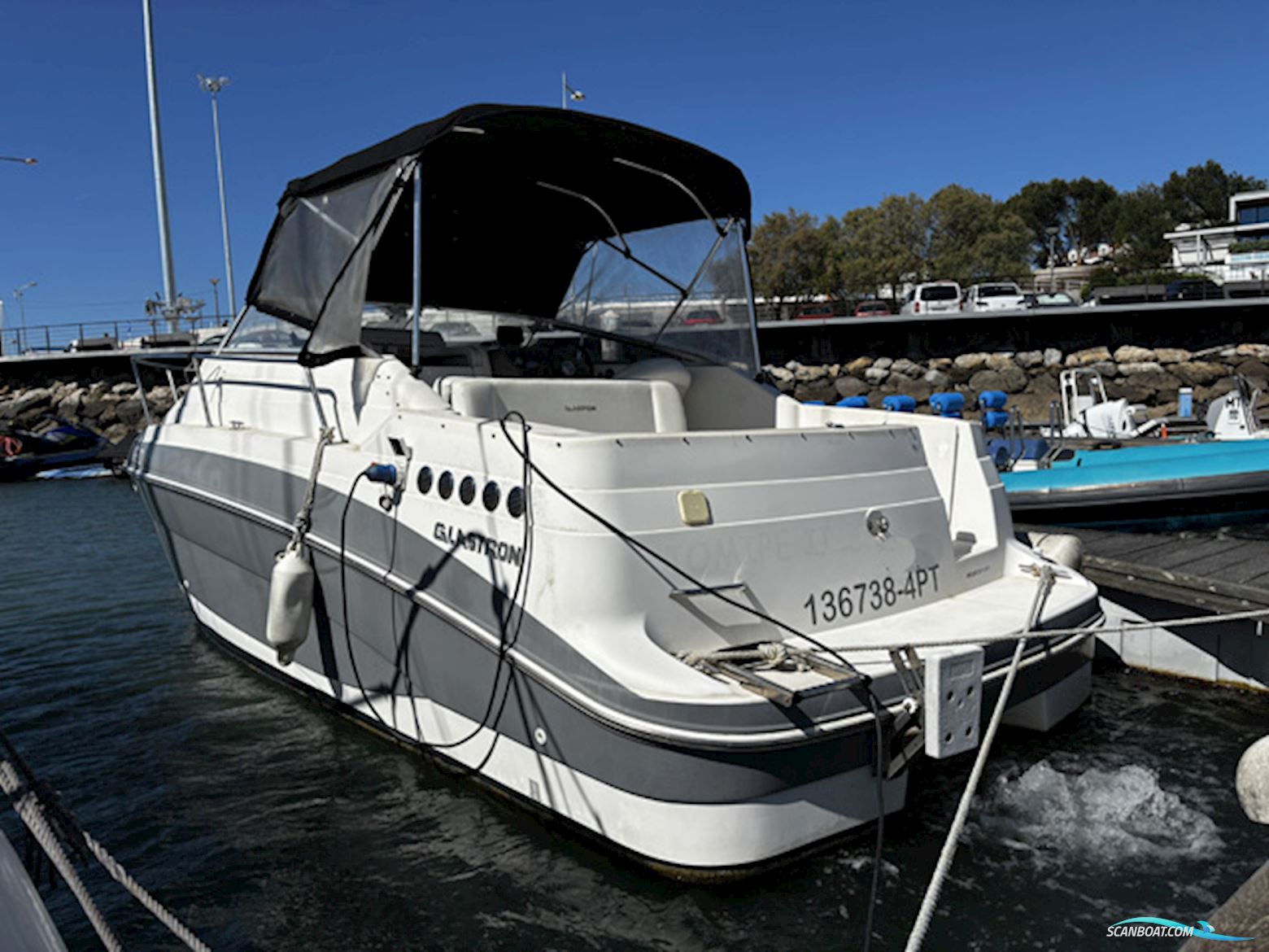 Glastron 249 GT Motorboot 2007, mit Volvo Penta 5.0 Gxi motor, Portugal