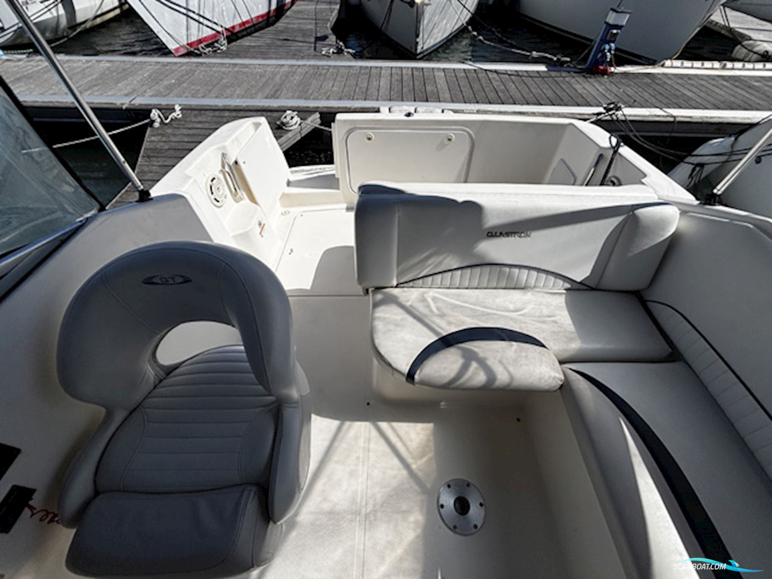 Glastron 249 GT