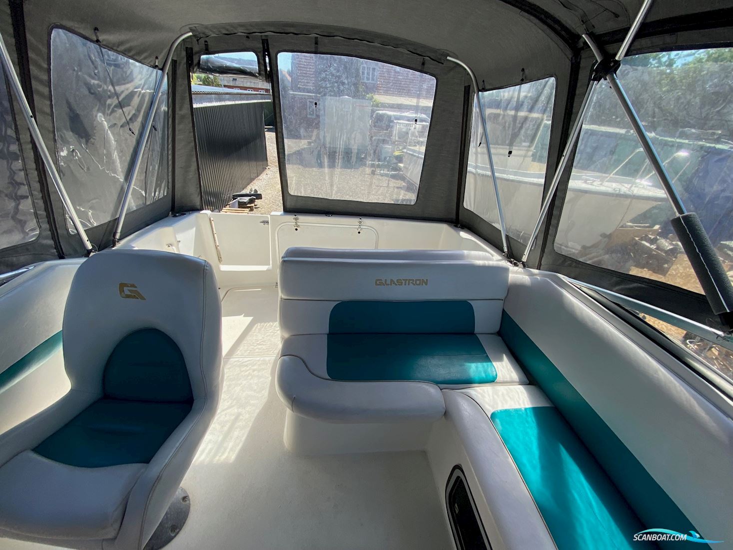 Glastron GS249
