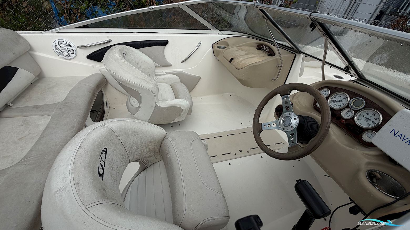 Glastron GT 185
