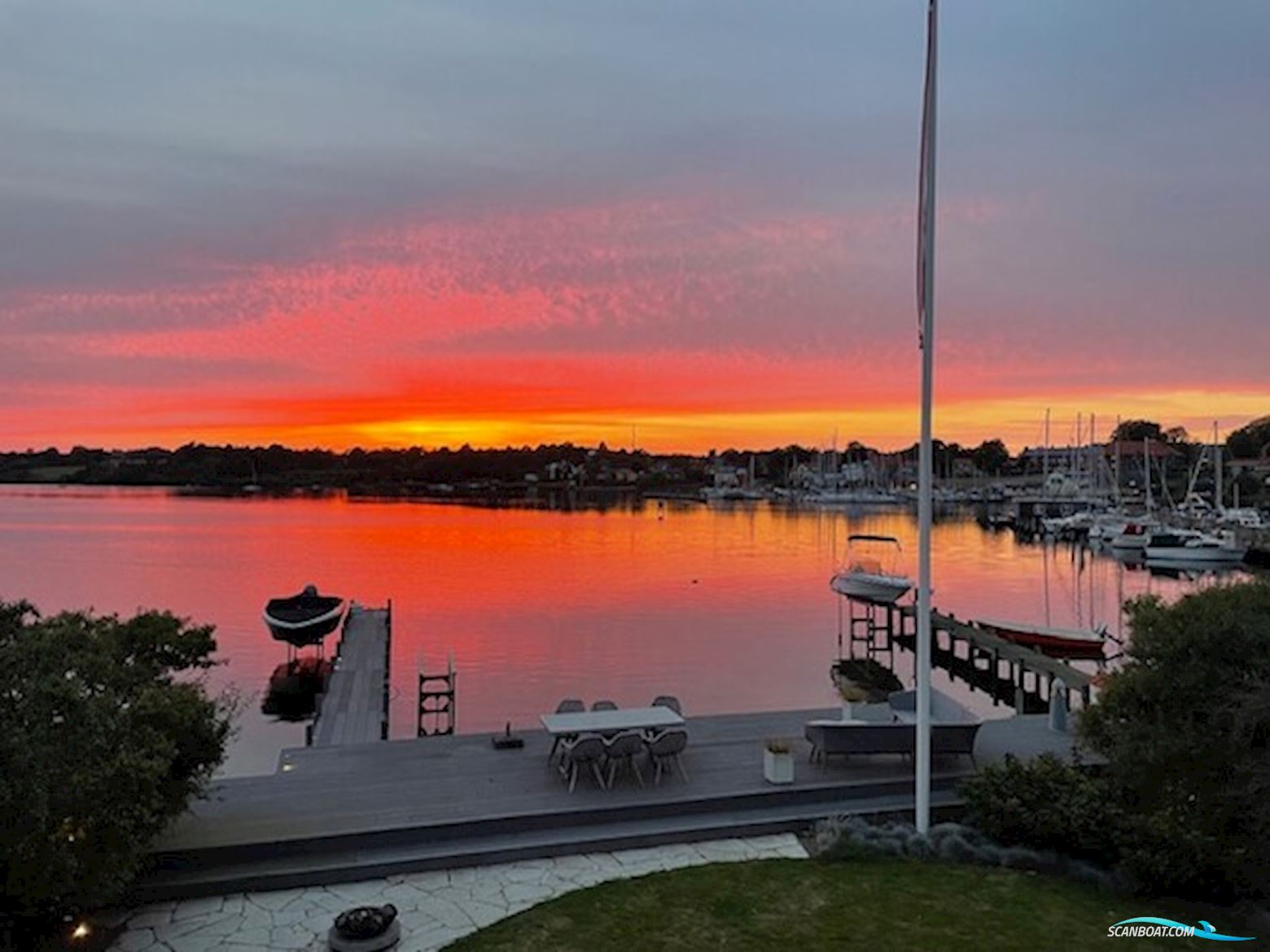 Glastron GT 200 – Med Yamaha 200 HK – Klar til Sommeren!