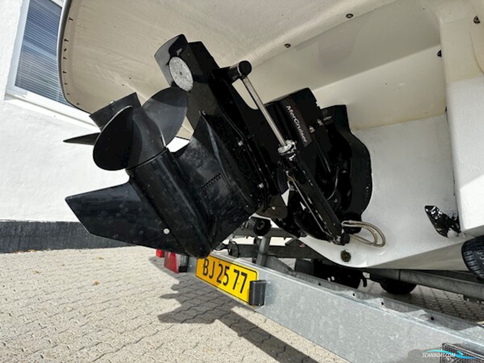 Glastron GT 205 Limited, Mercruiser 4.5 Mpi 200 HK