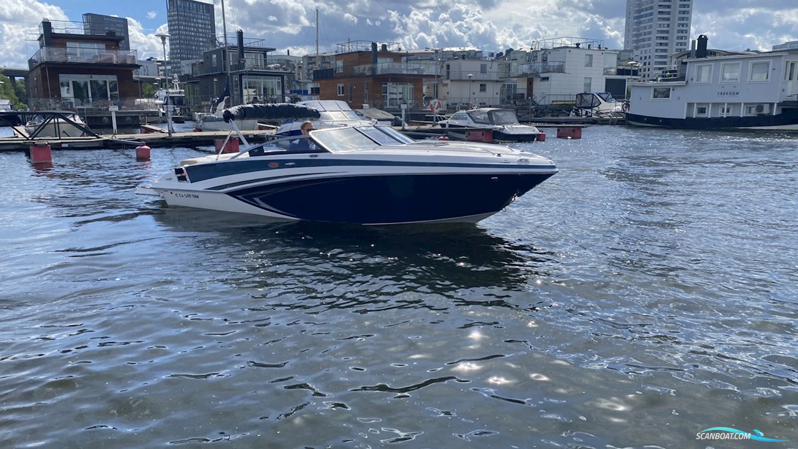 Glastron GT 229