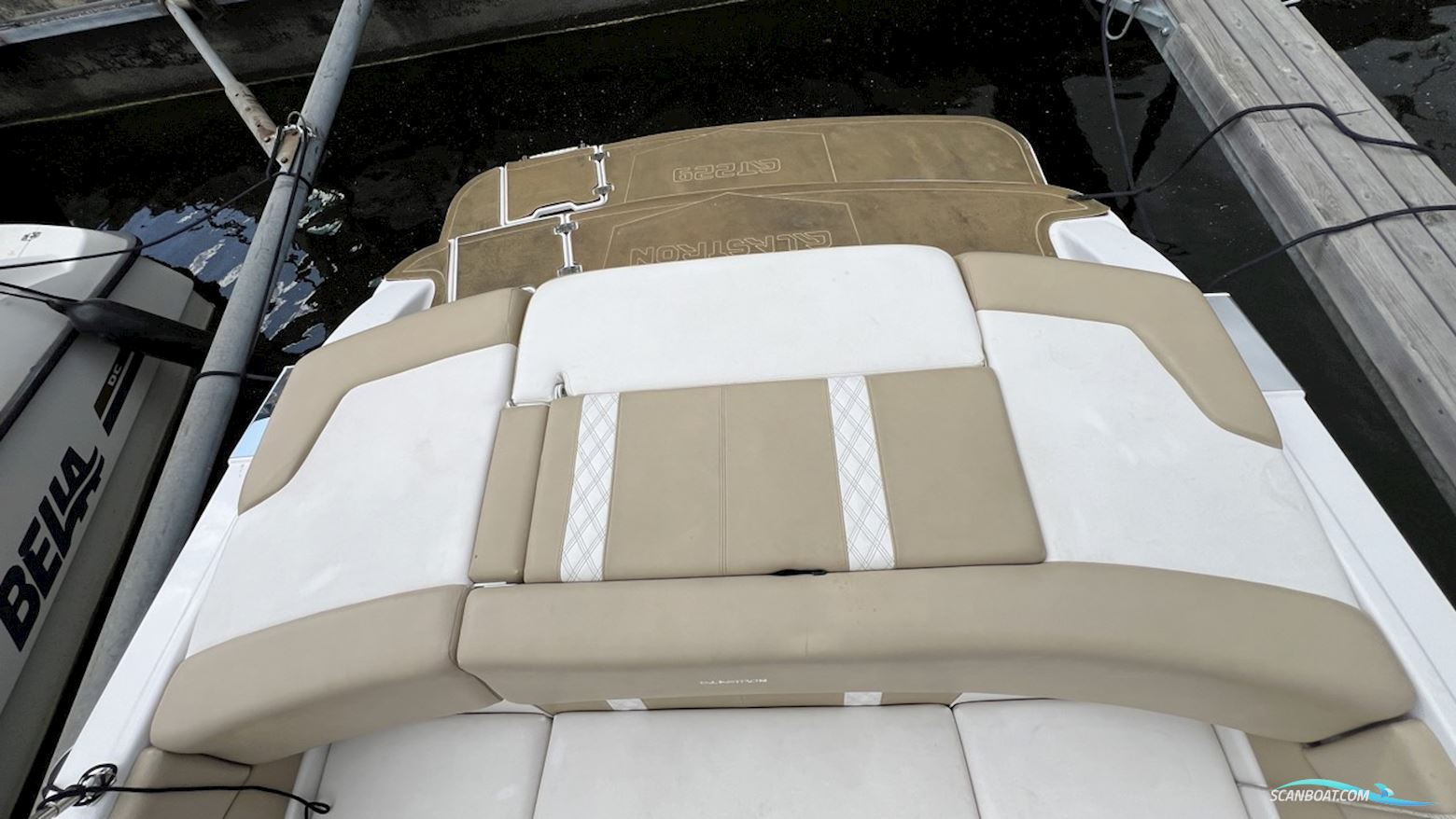 Glastron GT 229