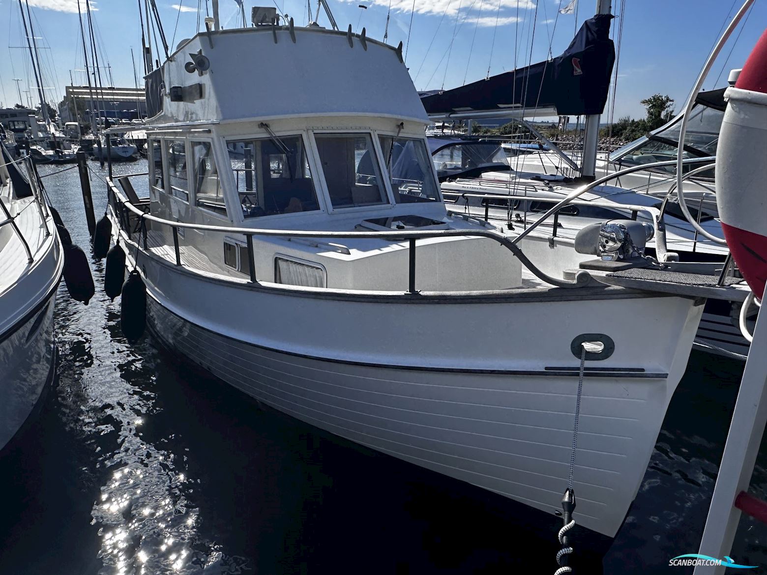 Grand Banks 32