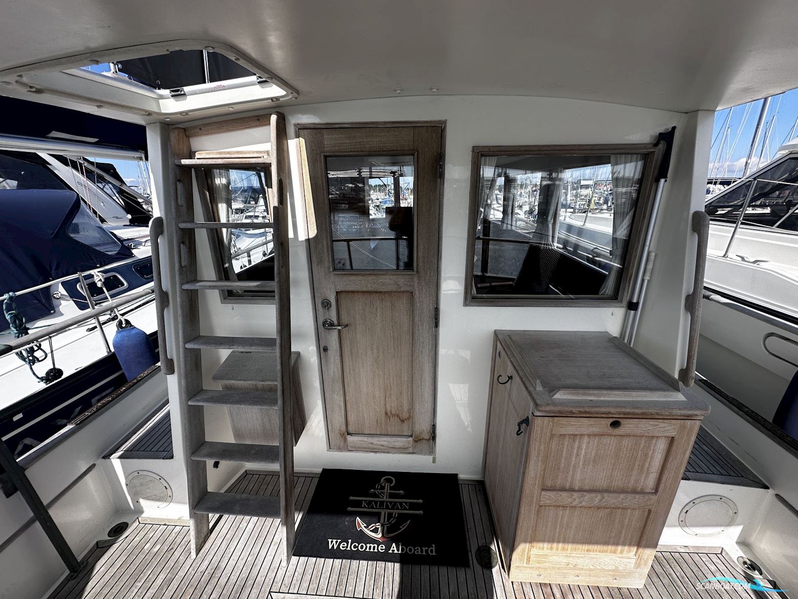 Grand Banks 32