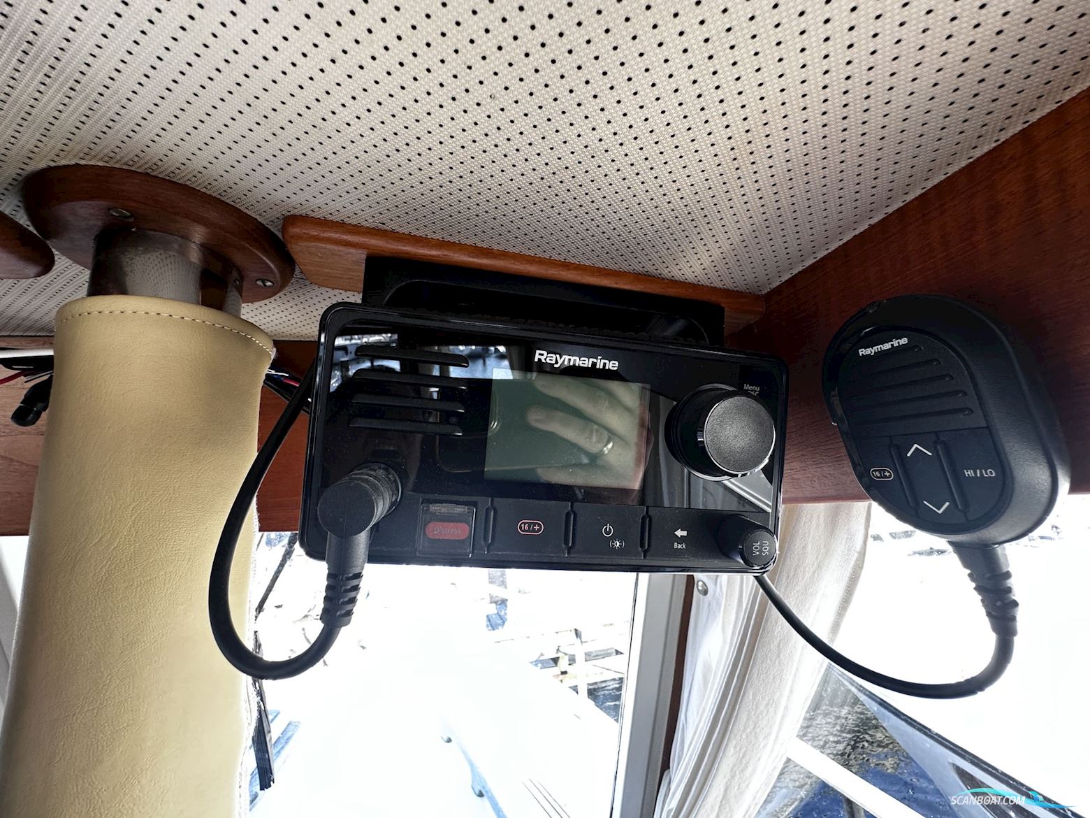 Grand Banks 32